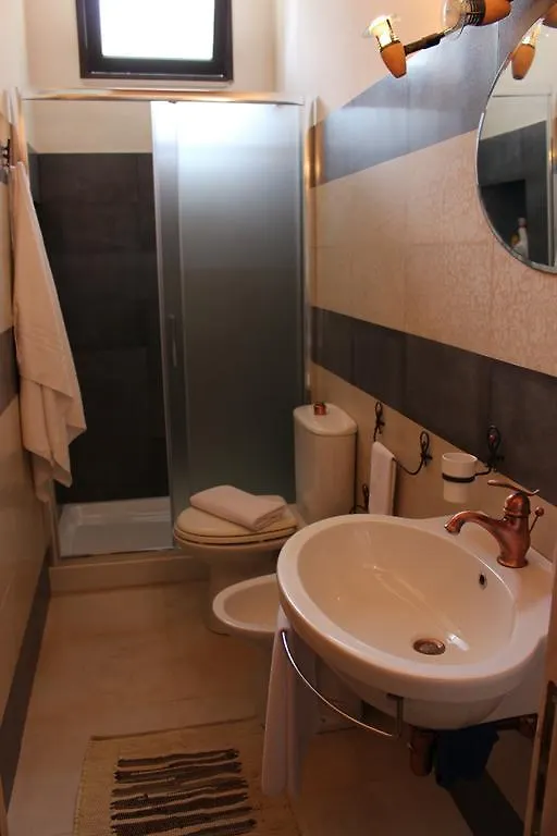 Villa Meriem Noto Apartment