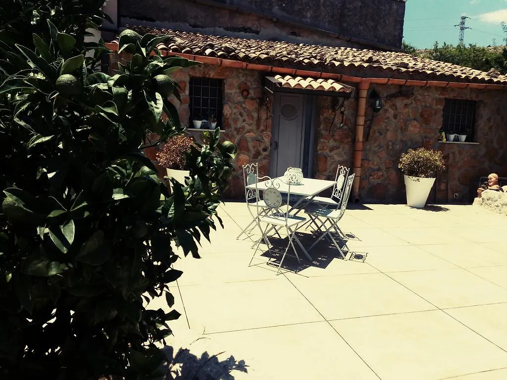 Villa Meriem Noto 0*,